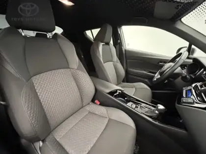 Photo 18 Toyota C-HR 1.8 Hybride 122 Edition