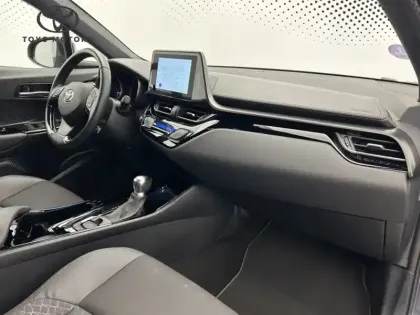 Photo 17 Toyota C-HR 1.8 Hybride 122 Edition