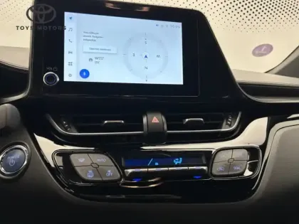 Photo 15 Toyota C-HR 1.8 Hybride 122 Edition