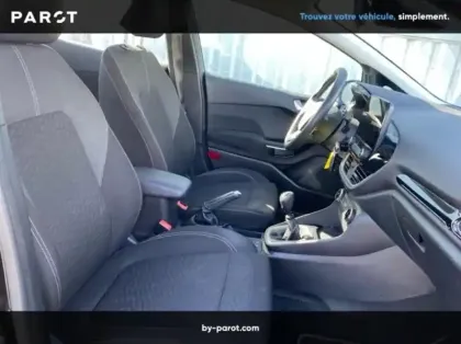 Photo 26 Ford Fiesta Gén. V Ph2 Titanium Business 5