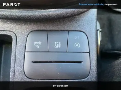 Photo 29 Ford Fiesta Gén. V Ph2 Titanium Business 5