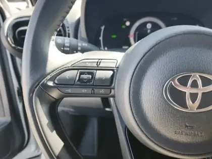 Photo 9 Toyota Yaris Hybride 130h 2WD DesignPackCargo MC24