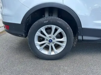 Photo 13 Ford Kuga 1.5 Flexifuel-E85 150ch Stop&Start Titanium 170g 4x2 Euro6.2