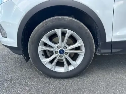 Photo 28 Ford Kuga 1.5 Flexifuel-E85 150ch Stop&Start Titanium 170g 4x2 Euro6.2