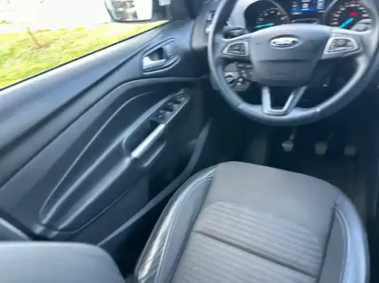 Photo 7 Ford Kuga 1.5 Flexifuel-E85 150ch Stop&Start Titanium 170g 4x2 Euro6.2