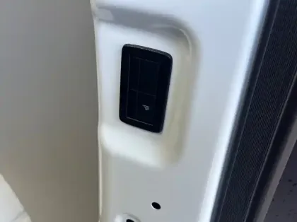 Photo 18 Ford Custom Gén. II Ph1 Limited 1