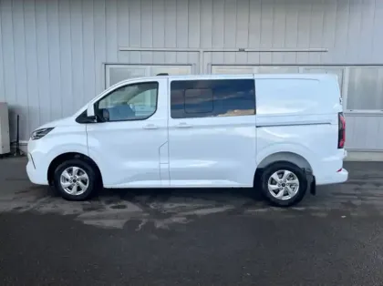 Photo 22 Ford Custom Gén. II Ph1 Limited 1