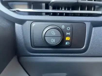 Photo 14 Ford Custom Gén. II Ph1 Limited 1