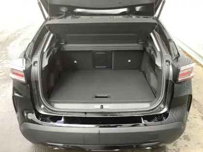 Photo 9 Citroën C4 Hybride 145 e-DCS6 Max - 5P