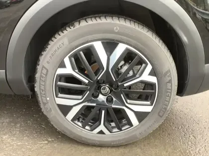 Photo 8 Citroën C4 Hybride 145 e-DCS6 Max - 5P