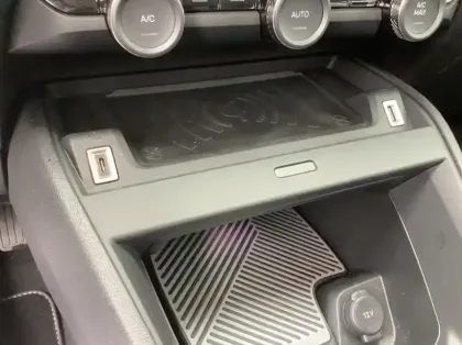 Photo 20 Citroën C4 Hybride 145 e-DCS6 Max - 5P