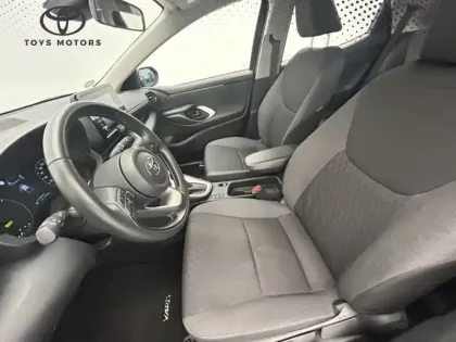 Photo 13 Toyota Yaris Hybride 116h Dynamic