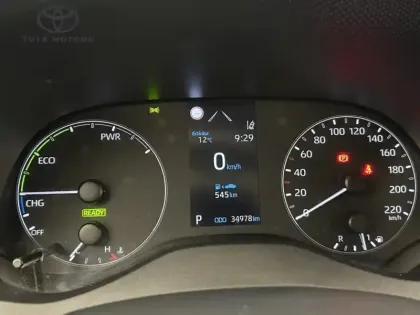 Photo 10 Toyota Yaris Hybride 116h Dynamic