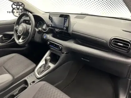 Photo 11 Toyota Yaris Hybride 116h Dynamic