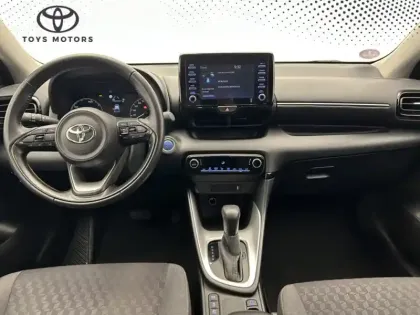 Photo 15 Toyota Yaris Hybride 116h Dynamic