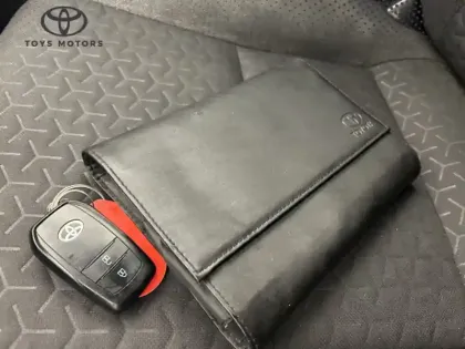 Photo 23 Toyota Yaris Hybride 1.5 116H DYNAMIC BUSINESS