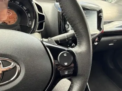 Photo 15 Toyota Aygo 1.0 VVT-i x-clusiv zen