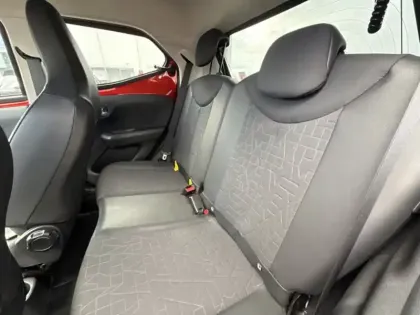 Photo 18 Toyota Aygo 1.0 VVT-i x-clusiv zen