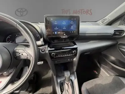 Photo 14 Toyota Yaris Hybride 1.5 HYBRID 116H GR SPORT AUTO MY22