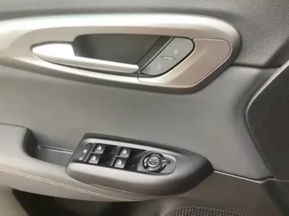 Photo 16 Alfa Romeo Tonale 1.6 Multijet II 130 ch VGT TCT6 Sprint