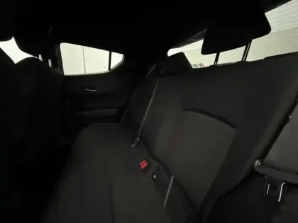 Photo 17 Toyota C-HR 1.8 HYBRIDE 122 EDITION