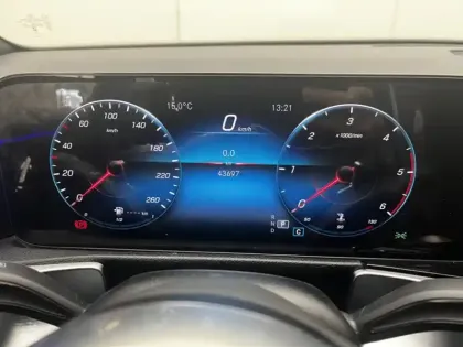 Photo 11 Mercedes GLB Gén. I (X247) Ph2 AMG Line 5