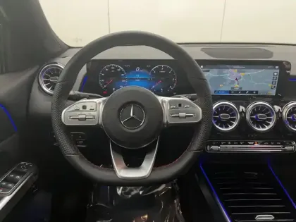 Photo 18 Mercedes GLB Gén. I (X247) Ph2 AMG Line 5