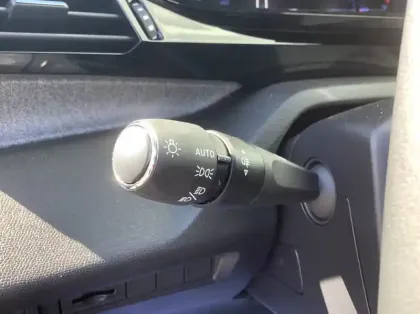 Photo 26 Peugeot 308 Hybrid 145 e-DCS6 Allure