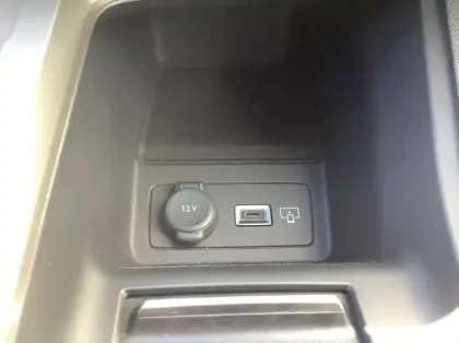 Photo 20 Peugeot 308 Hybrid 145 e-DCS6 Allure