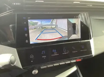 Photo 18 Peugeot 308 Hybrid 145 e-DCS6 Allure