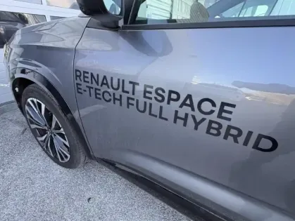 Photo 39 Renault Espace VI iconic 7PL full hybrid E-Tech 200-25