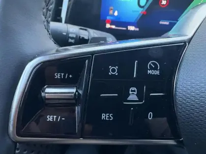 Photo 40 Renault Espace VI iconic 7PL full hybrid E-Tech 200-25