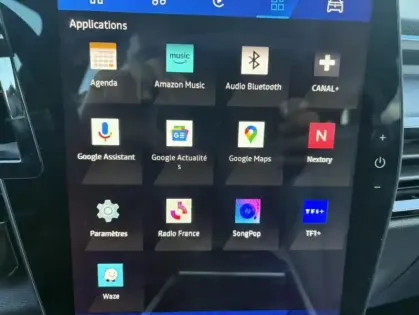 Photo 14 Renault Espace VI iconic 7PL full hybrid E-Tech 200-25