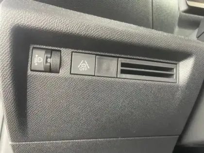 Photo 11 Citroën C4 Gén. III Ph1 Feel Pack 5