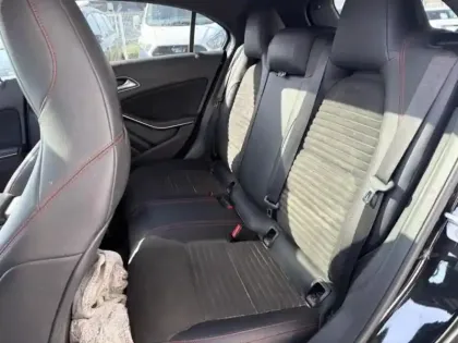 Photo 5 Mercedes Classe A  200 Fascination 7G-DCT