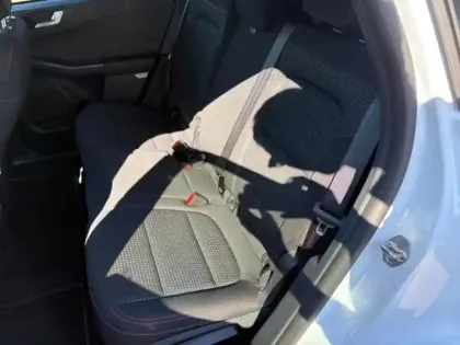 Photo 8 Ford Kuga Gén. III Ph1 ST-Line 5