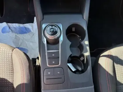 Photo 13 Ford Kuga Gén. III Ph1 ST-Line 5