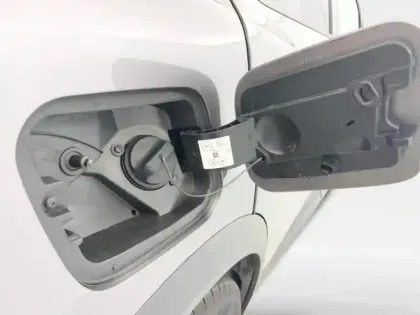 Photo 9 Renault Captur  1.6 E-Tech hybride 145ch Rive Gauche