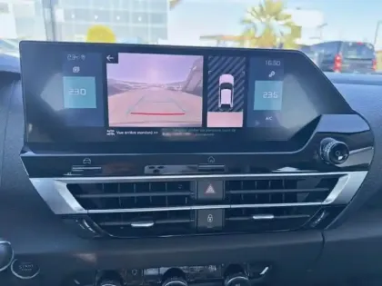 Photo 14 Citroën C4 Gén. III Ph1 Shine 5