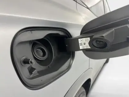 Photo 9 Renault Espace  1.2 E-Tech full hybrid 200ch esprit Alpine 7 places - 24