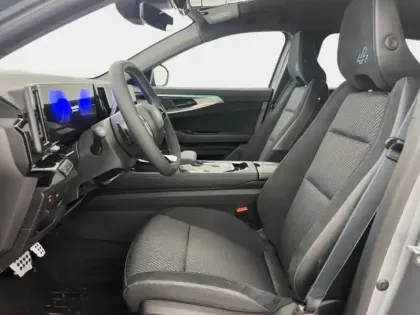 Photo 13 Renault Espace  1.2 E-Tech full hybrid 200ch esprit Alpine 7 places - 24