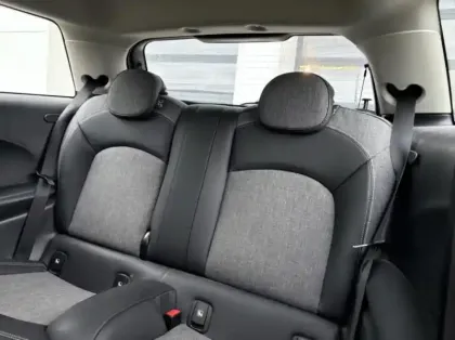 Photo 6 Mini Mini  Cooper 136ch Edition Premium Plus BVA7