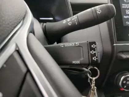 Photo 13 Renault Clio Gén. V (BJA) Ph2 Evolution 5