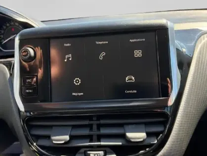 Photo 16 Peugeot 2008  1.5 BlueHDi 100ch E6.c Active S&S BVM5