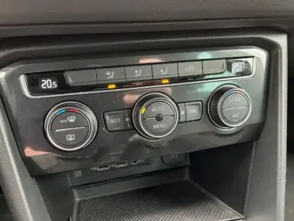 Photo 14 Volkswagen Tiguan Gén. II Ph1 Sound 5