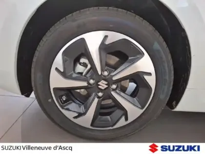 Photo 12 Suzuki Swift  1.2 Hybrid 83ch Pack