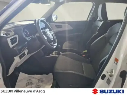 Photo 25 Suzuki Swift  1.2 Hybrid 83ch Pack