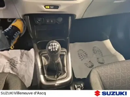 Photo 13 Suzuki Swift  1.2 Hybrid 83ch Pack