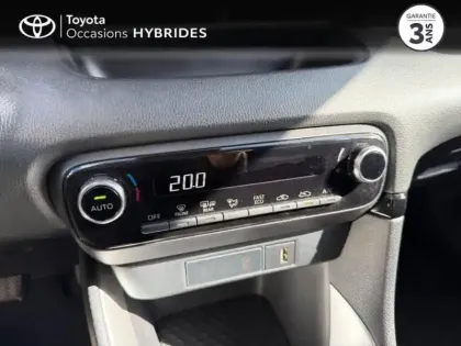 Photo 12 Toyota Yaris  116h Design 5p MY21