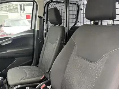 Photo 10 Ford Transit Courier Gén. I Ph2 Trend 4